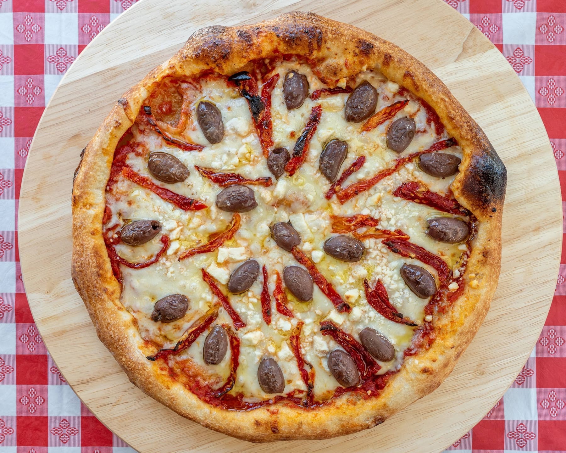 Nino's Italian Delight Pizza